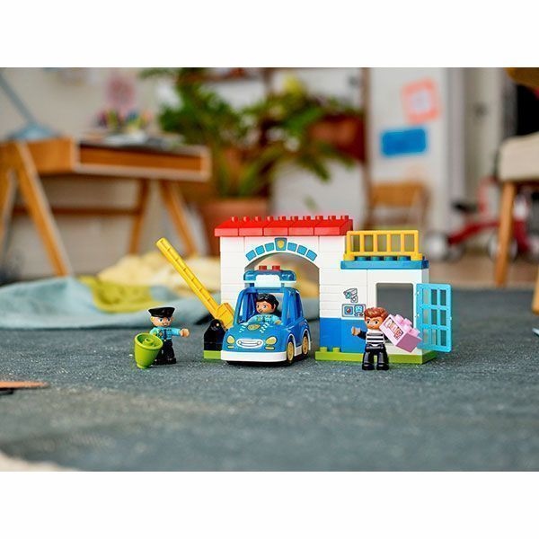 Конструктор LEGO Duplo Поліцейська дільниця 10902