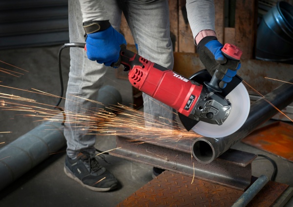 Болгарка (угловая шлифмашина) SKIL AG1E9791AB