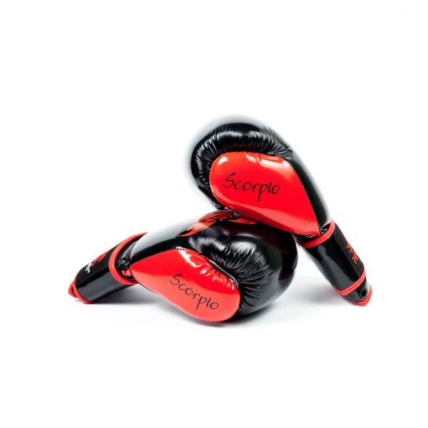 Боксерские перчатки PowerPlay р. 8 8oz 3007 черный с красным