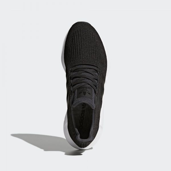 Кросівки Adidas SWIFT RUN CQ2114 р.10 чорний