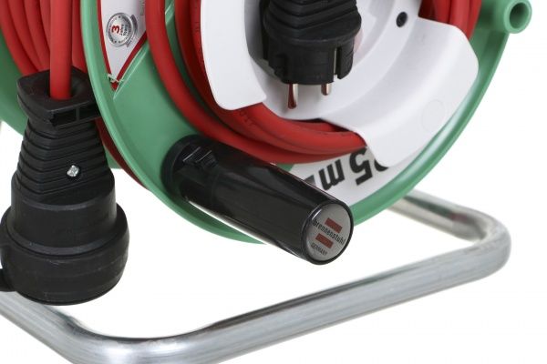 Подовжувач на котушці Brennenstuhl AT-N05V3V3-F3G1,5 із заземленням 1 гн. зелений 25 м 1183520 