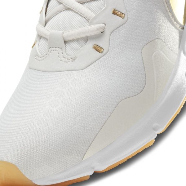 Кросівки Nike Legend Essential 2 CQ9545-010 р.US 6 білий