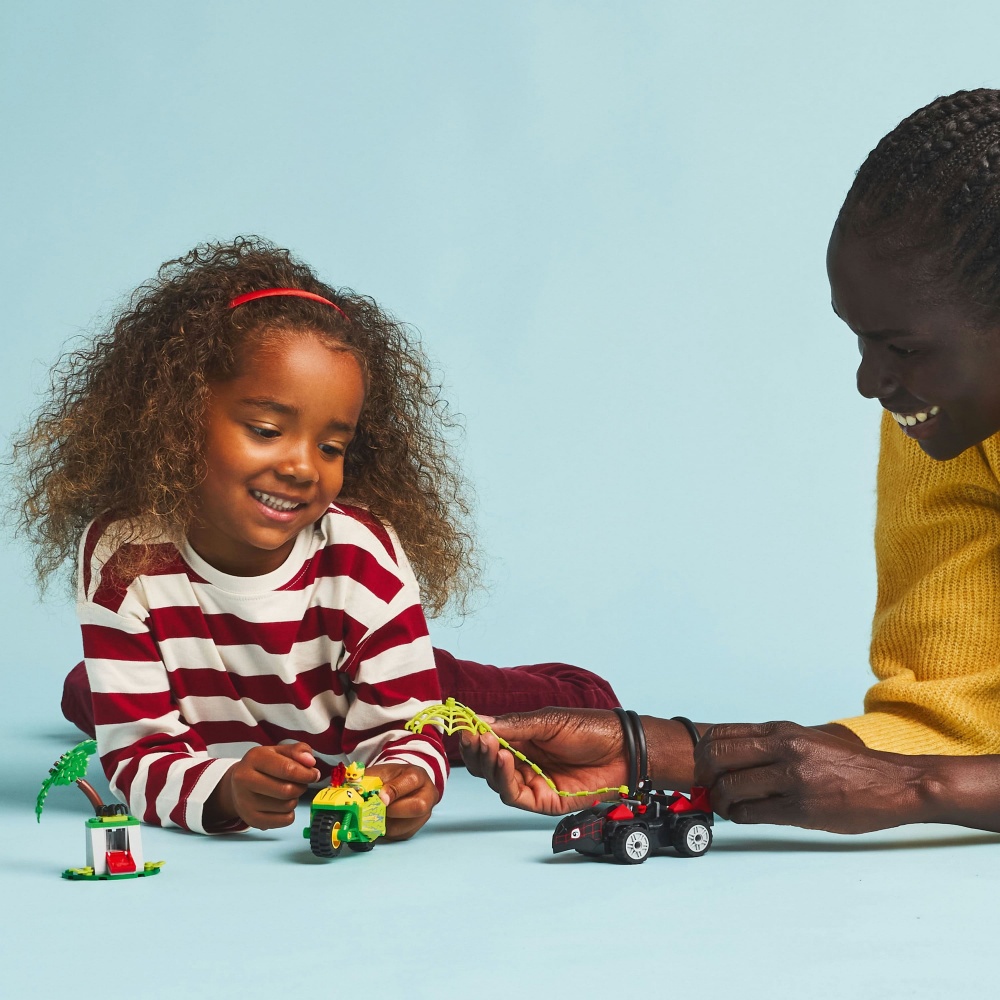 Конструктор LEGO Super Heroes Marvel Перегони на електромобілях з динозаврами 11198