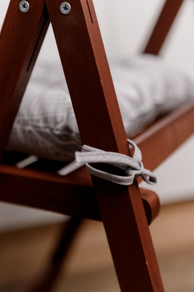 Подушка на стілець Листя сіра 40x40 см Прованс