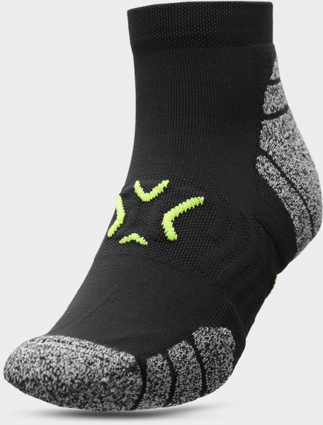 Шкарпетки 4F SOCKS SOM001 H4Z22-SOM001-91S р.43-46 чорно-сірий