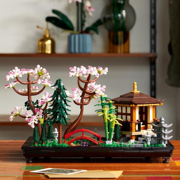 Конструктор LEGO Ideas Тихий сад 10315