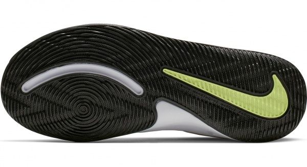 Кроссовки Nike TEAM HUSTLE D 9 PS AQ4225-100 р.US 11,5C белый