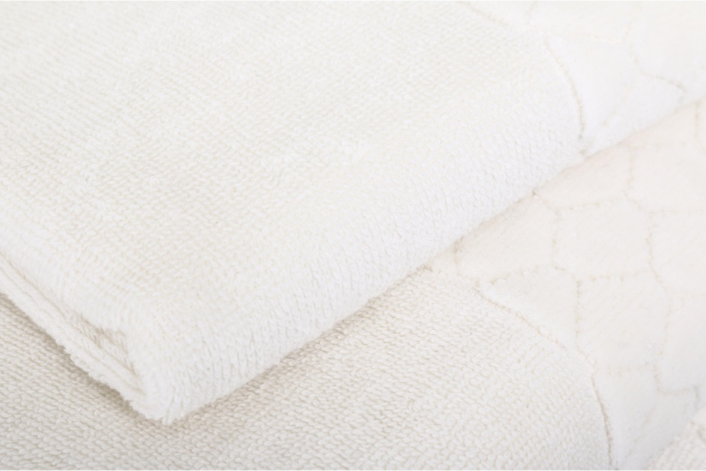 Рушник махровий VELOUR CELLS 70x140 см айворі La Nuit