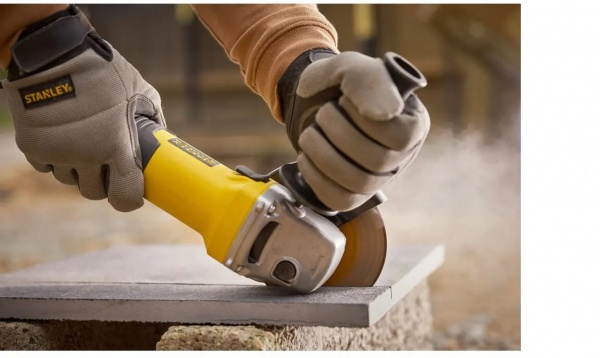 Болгарка (кутова шліфмашина) Stanley FatMax FMEG225VS