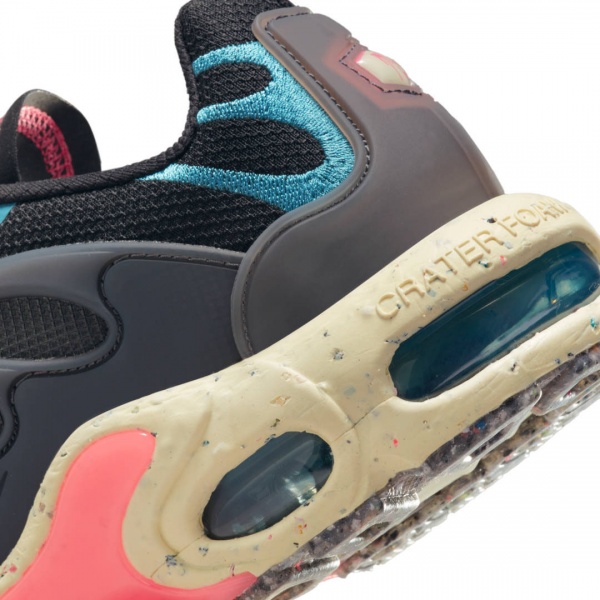 Кроссовки Nike AIR MAX TERRASCAPE PLUS DQ3977-003 р.44,5 черный