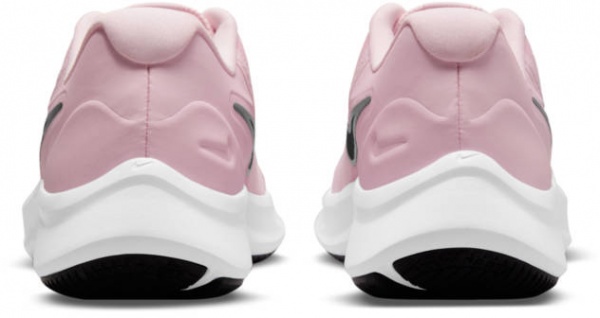 Кросівки Nike Star Runner 3 DA2776-601 р.US 5Y світло-рожевий