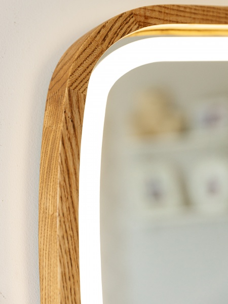 Зеркало со встроенной подсветкой Luxury Wood New Art Slim LED ясень темный 450x750 мм 