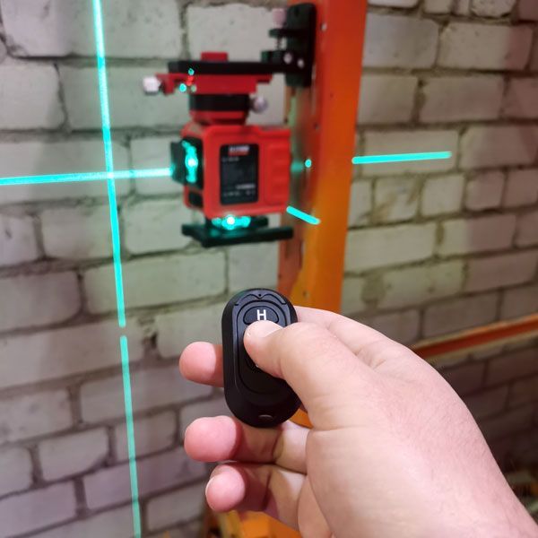 Нивелир лазерный Stark LL-12G-3D (зеленый луч) 290080120