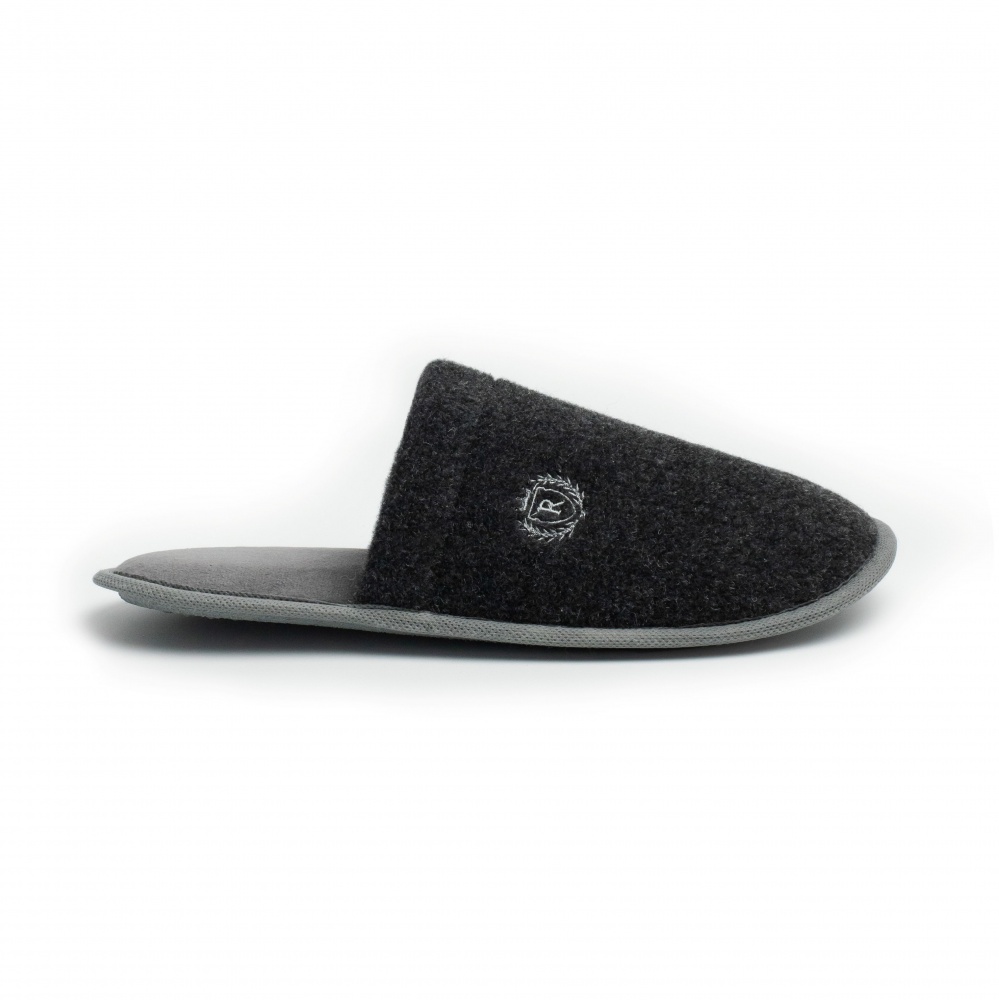 Тапки домашние Twins Lama с вышивкой 15898 р.42/43 серый с черным