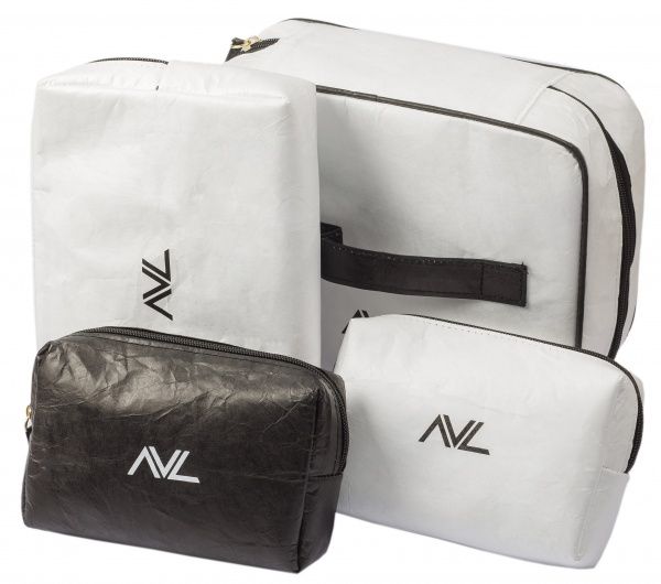 Набор косметичек AVL 4 шт. белый с черным 36001 