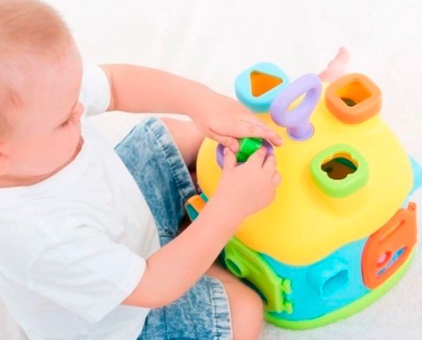 Іграшка-сортер Bebelino Будинок з ключиками 58142