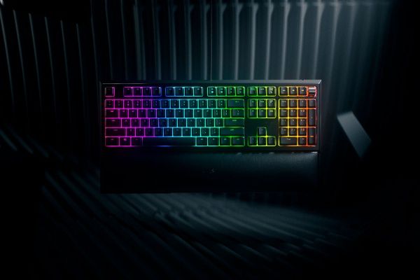 Клавиатура игровая Razer Ornata V2 (64924) (RZ03-03380700-R3R1) black