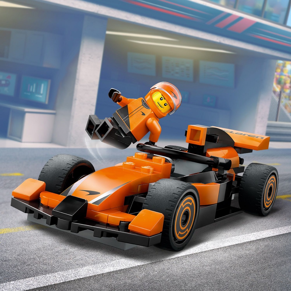 Конструктор LEGO City Пилот F1® с автомобилем для гонки команды McLaren 60442