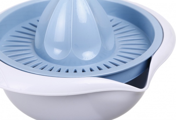 Пресс для цитрусовых серый с голубым пластик 920040