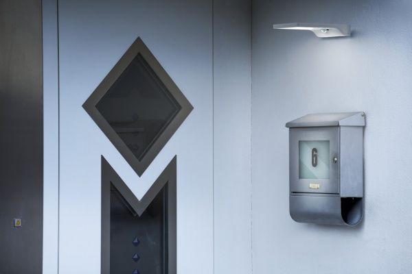 Світильник на сонячній батареї Ledvance Doorled Solar 3 Вт IP44 темне срібло 