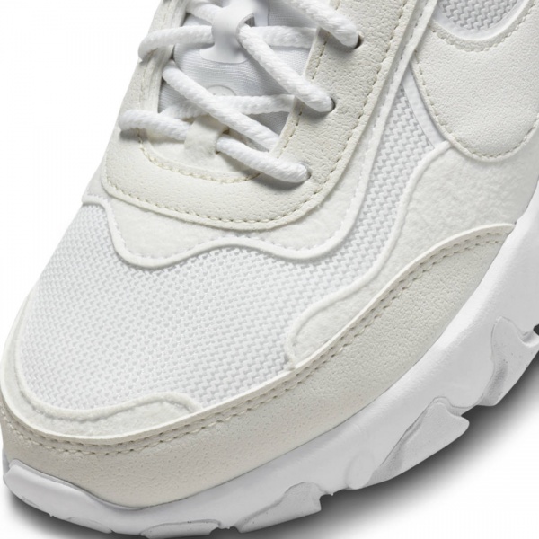 Кросівки Nike REACT R3VISION DQ5188-100 р.38,5 білий