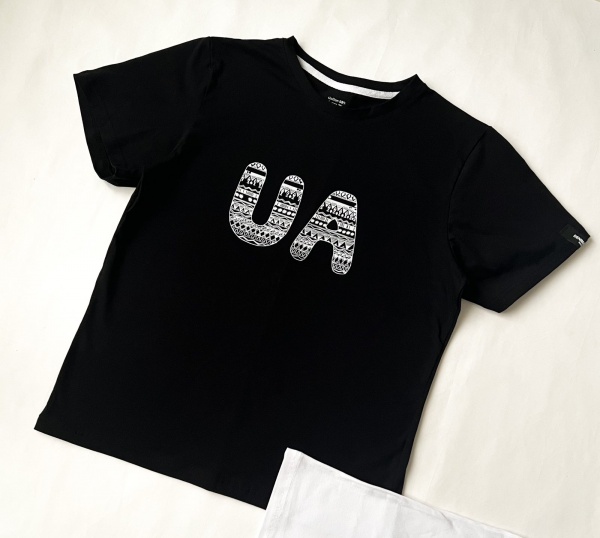 Футболка UA р.L чорний