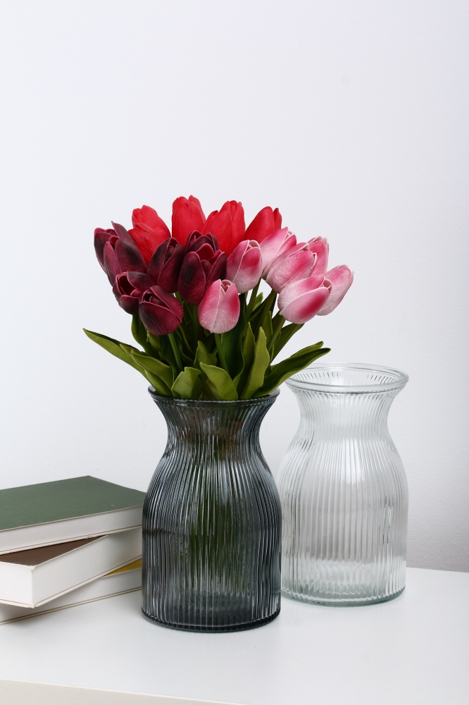 Ваза стеклянная Sensio Lines 20 см серая 20 vertical stripes