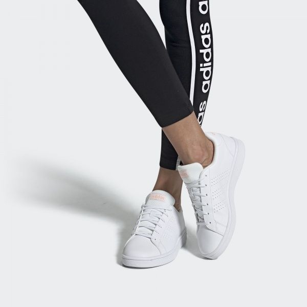Кроссовки Adidas ADVANTAGE BASE EE7510 р.UK 4 белый
