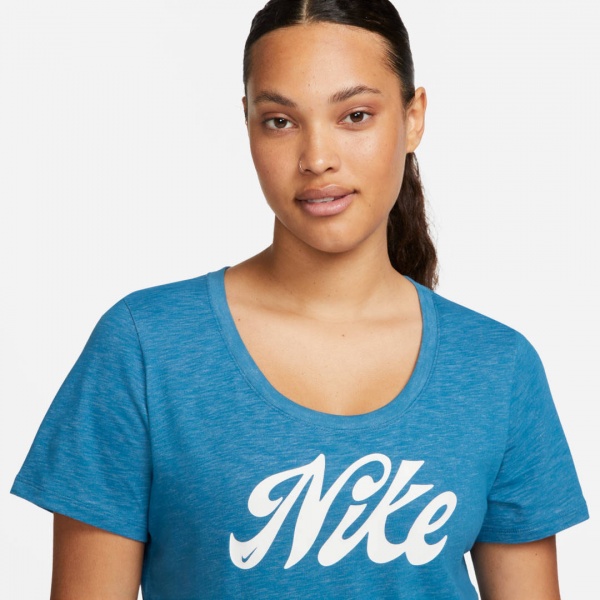 Футболка Nike W NK DF TEE NIKE SCRIPT FD2986-457 р.L голубой
