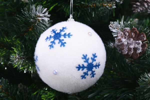 Куля новорічна Shunda пінопластиковий 100 мм біло-синій SDA213410WB