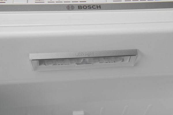 Холодильник Bosch KGN 39VI306