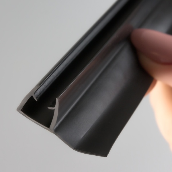 Уплотнитель Doosh SCS-02 8 мм Black боковой