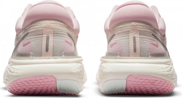 Кроссовки Nike ZoomX Invincible Run Flyknit CT2229-800 р.US 7,5 розово-бежевый
