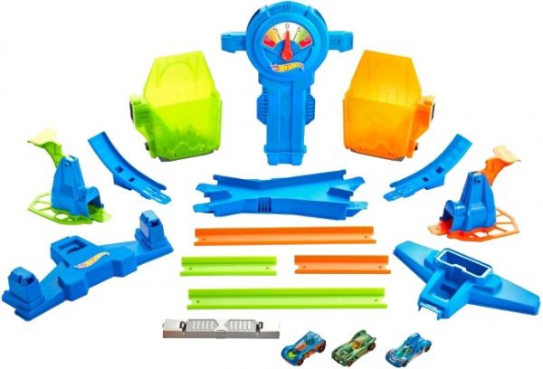 Игровой набор Hot Wheels бешенное преимущество FRH34