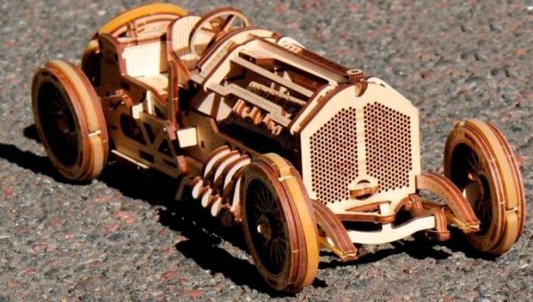 3D-конструктор Ukrainian Gears Спорткар U-9 Гран-при