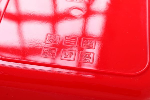 Контейнер Фієста 2.5 л прямокутний червоний Алеана