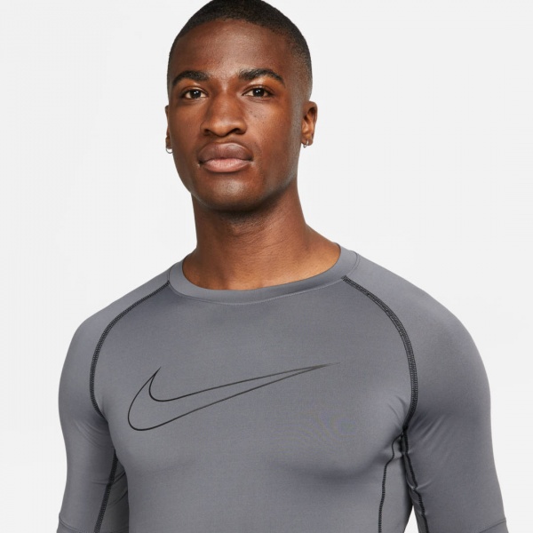 Футболка Nike M NP DF TIGHT TOP SS DD1992-068 р.XL світло-сірий