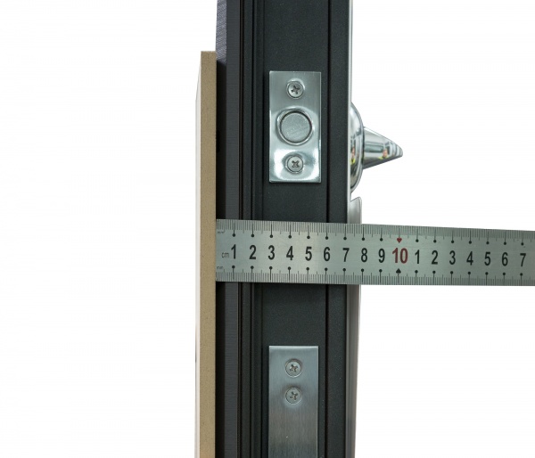 Двері вхідні Міністерство дверей КС (квартира) дуб грифель / пломбір горизонт 2050х860 мм праві