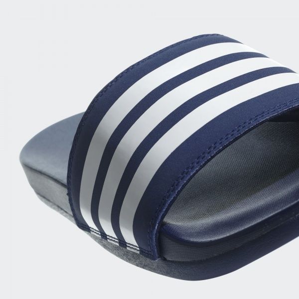 Шльопанці Adidas ADILETTE COMFORT B42114 р. 7 темно-синій
