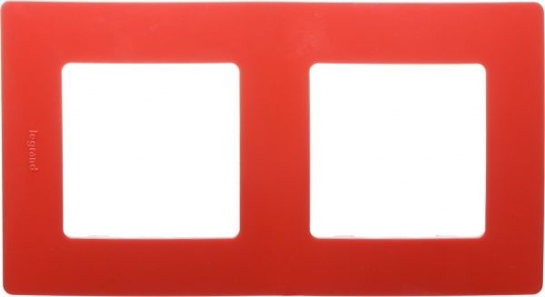 Рамка двухместная Etika 672532 универсальная красный