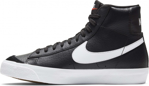 Кроссовки Nike Blazer Mid '77 DA4086-002 р.35,5 черный