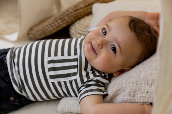 Футболка для мальчиков Dirkje р.92 белый из хаки T46611-35 