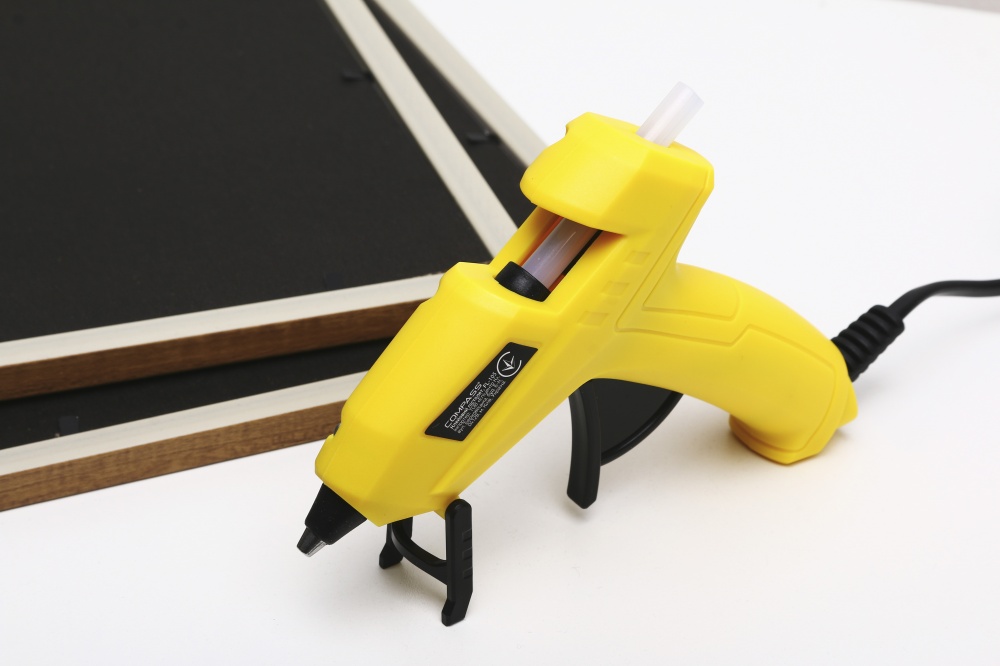 Пистолет клеевой Compass FL-105