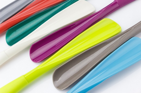 Лопатка NOLEKS для обуви 30 см в ассортименте