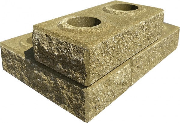 Кирпич гиперпрессованный LEGO-FASAD колотый угловой желтый