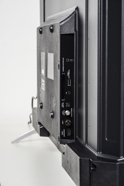 Телевізор Ergo 43GUS8555