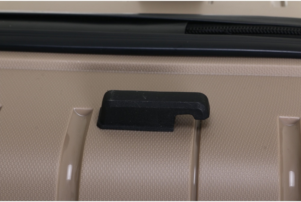 Чемодан Compass №XY007 M 59 л капучино 60x41x24 см