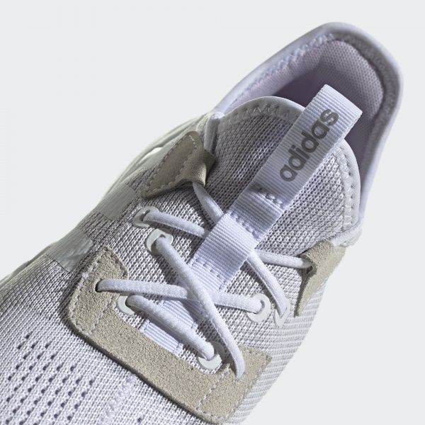 Кроссовки Adidas MAVIA X EG4314 р.4,5 белый