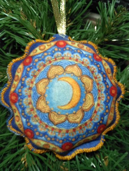 Подвеска фетровая Звездочка Месячное сияние синяя 9 см