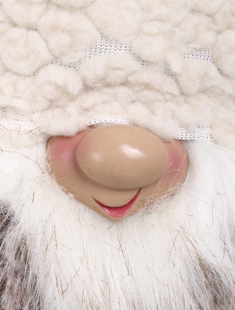 Декорація новорічна Гном пишний 20x59 см коричневий 2 асортимента AG23252AB